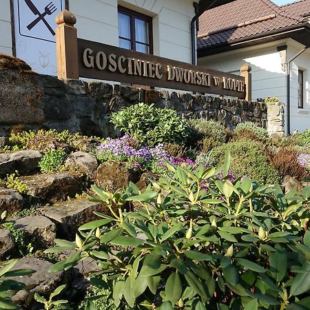 Gosciniec Dworski W Ropie - Pokoje Goscinne Ropa Esterno foto