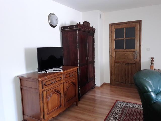 Gosciniec Dworski W Ropie - Pokoje Goscinne Ropa Esterno foto